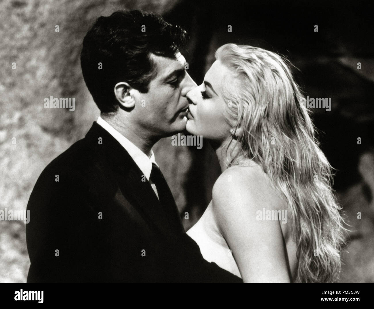 Marcello Mastroianni and Anita Ekberg ''La Dolce Vita', 1960.  File Reference # 30732 384THA Stock Photo