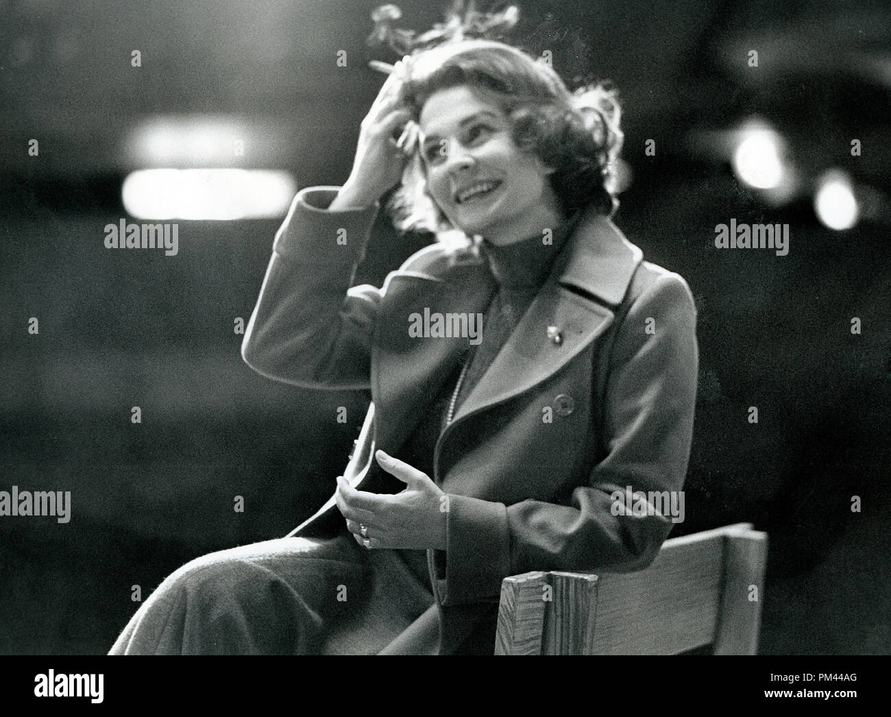 Jean Simmons at the Adelphi Theatre in London's West End,1974. File Reference #1019 002THA © JRC /The Hollywood Archive - All Rights Reserved. Stock Photo