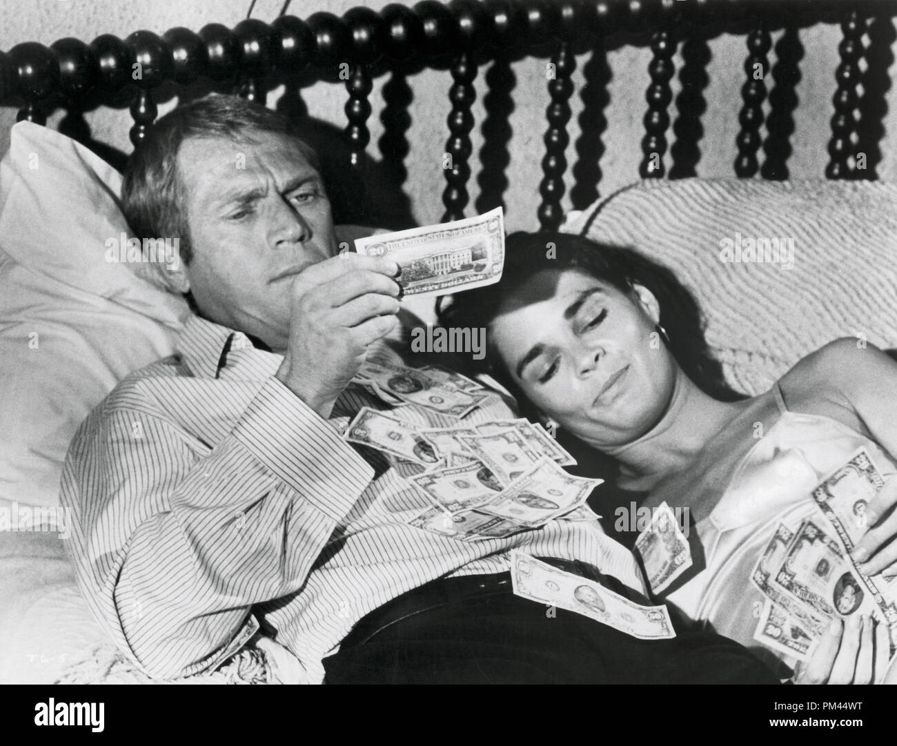 Steve McQueen, Ali Macgraw 'The Getaway'1972 Warner. File Reference #1028 013THA Stock Photo