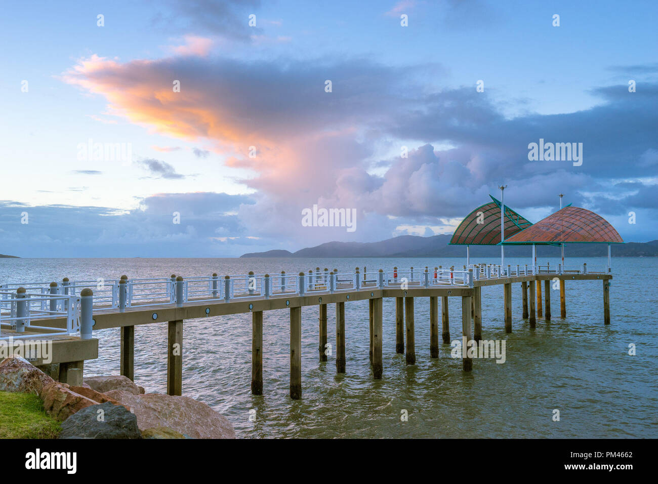 Strand pier in Townsville, QLD, Australia Stock Photo Alamy