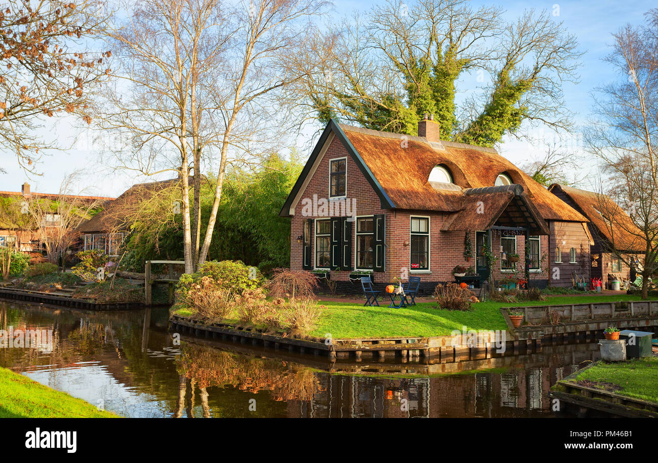 Scenic view on the canal in Giethoorn on a sunny  morning, Netherlands. Stock Photo
