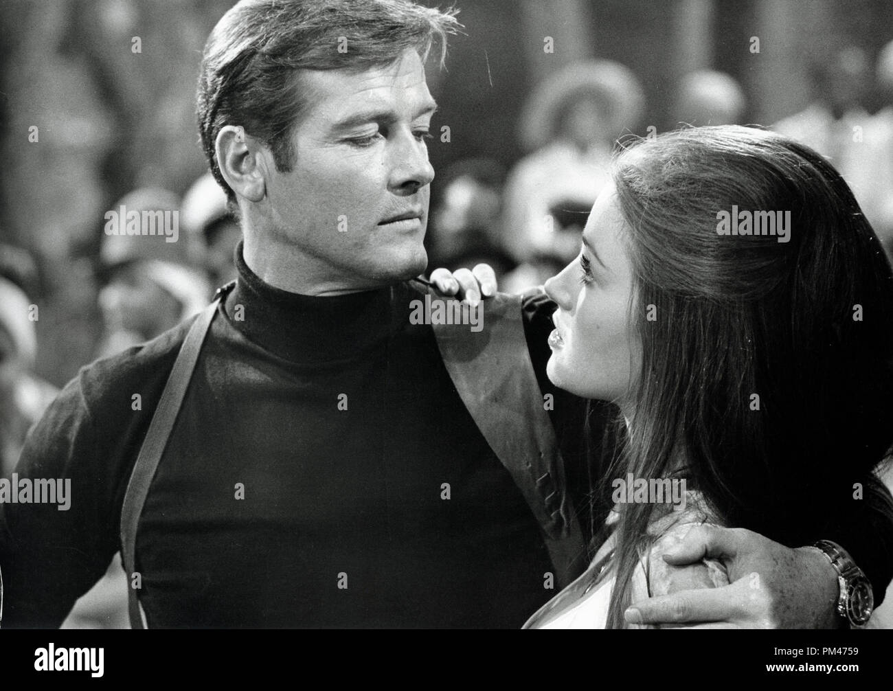 Roger Moore And Jane Seymour During The Filming Of Live And Let Die 1973 File Reference 1102 004tha Stock Photo Alamy
