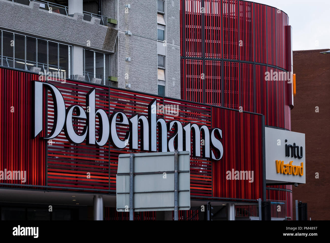 Intu watford shopping centre extension hires stock photography and