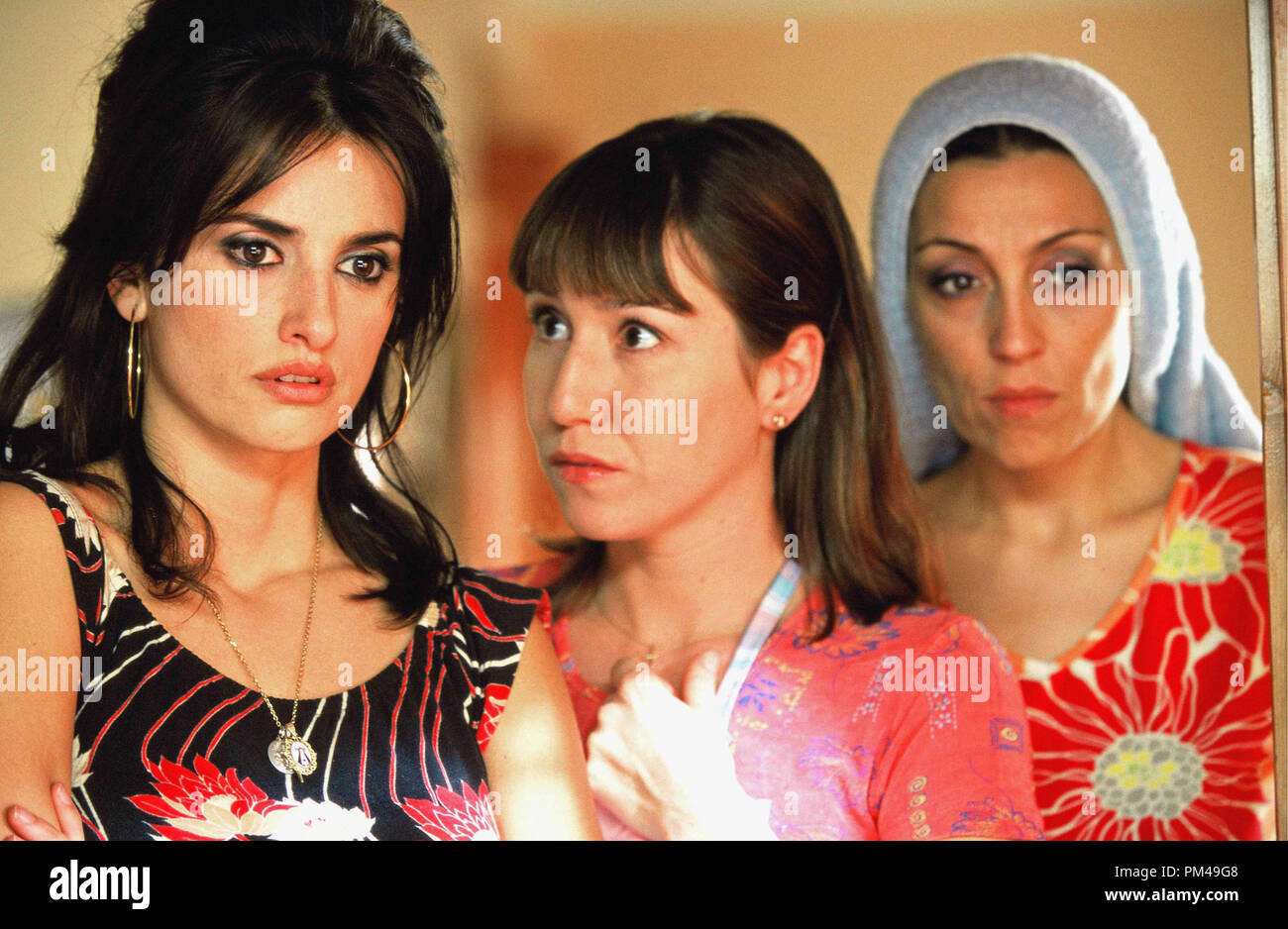 Volver Penelope Cruz, Lola Duenas © 2006 Sony Pictures Entertainment ...