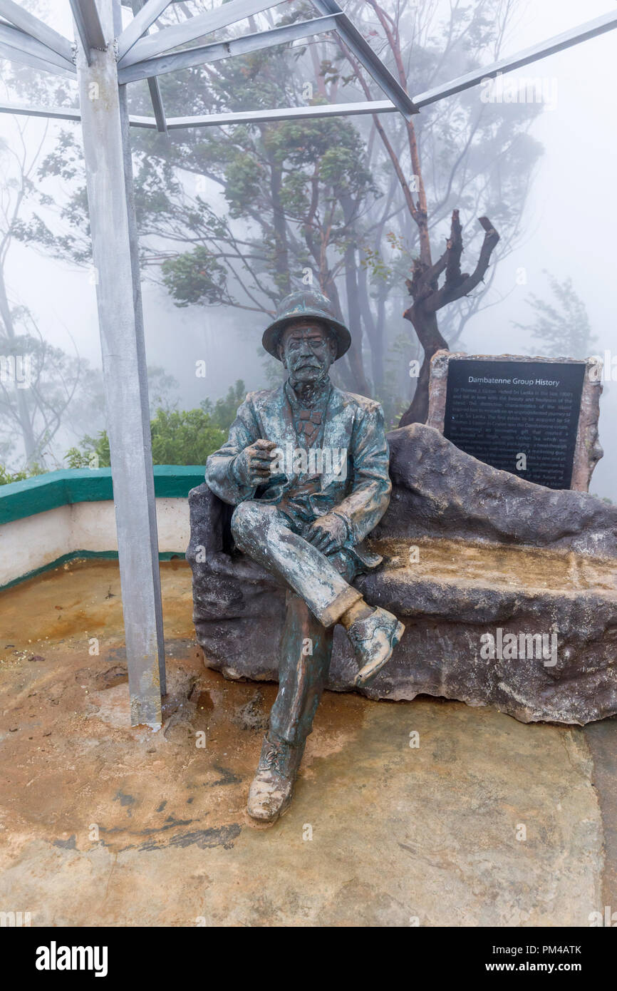 Statue of Sir Thomas Lipton seated at Lipton's Seat, a high observation point in the tea plantation hills, Dambethenna, Haputale mountains, Sri Lanka Stock Photo