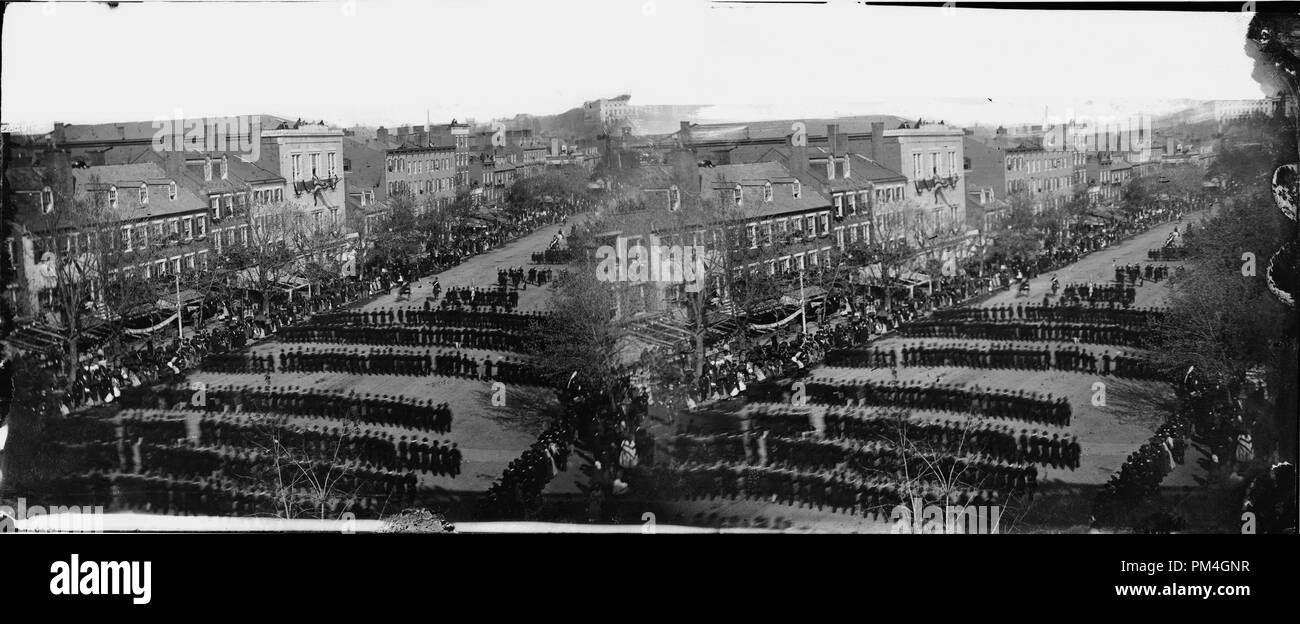 Washington, D.C. President Lincoln's funeral procession on Pennsylvania Avenue, April 19, 1865.  File Reference # 1003 076THA Stock Photo