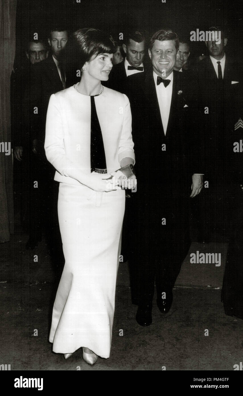 Kennedy & First Lady Jacqueline Onassis Portrait Photo Picture President John F 