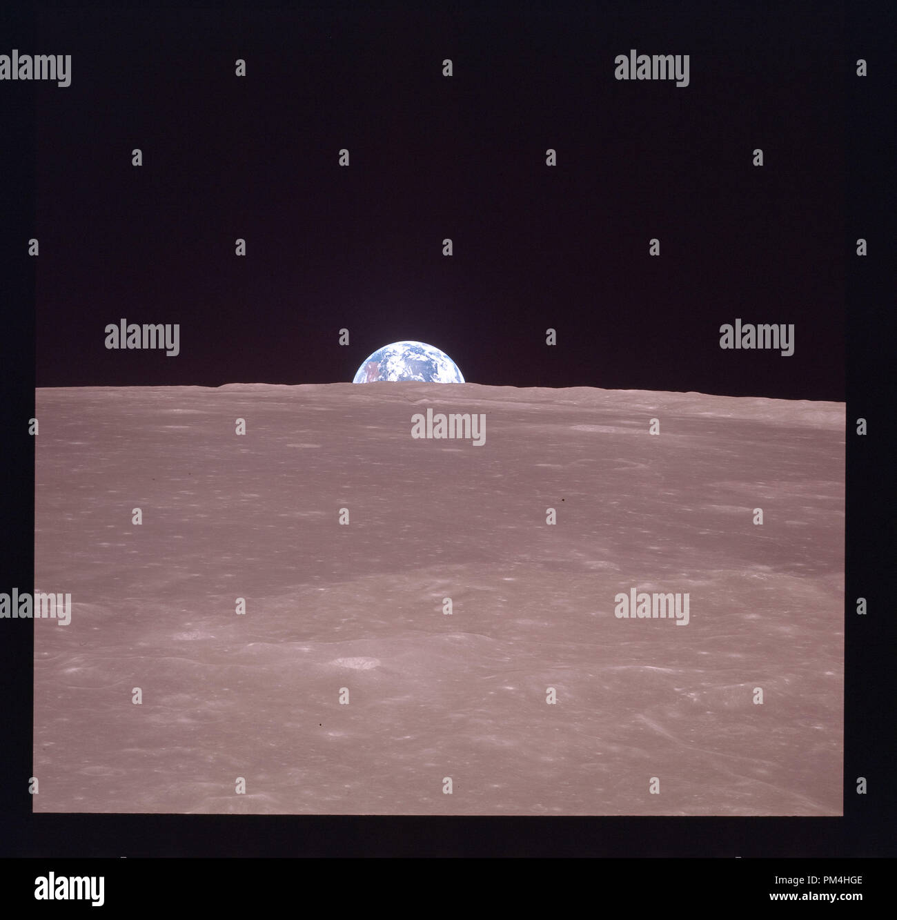 Earthrise over moon apollo 11 hi-res stock photography and images - Alamy