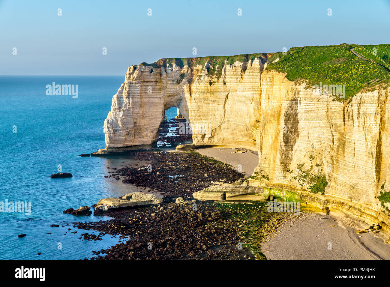 Etretat natural stone arch hi-res stock photography and images - Alamy