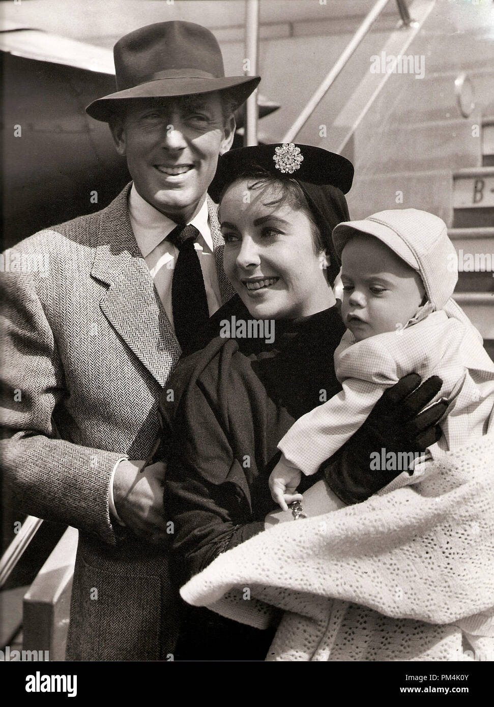 Elizabeth Taylor and Michael Wilding with son Michael Howard ...