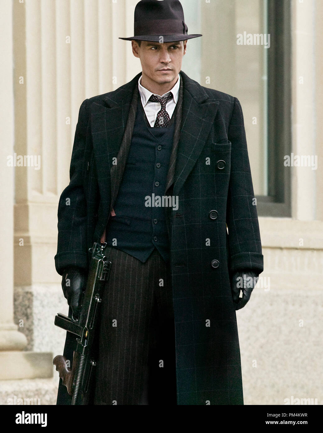  Public Enemies Johnny Depp Stock Photo Alamy