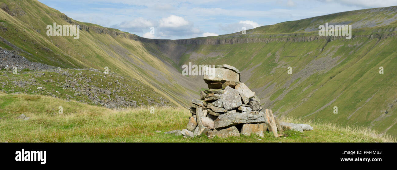 Looking up High Cup Gill with High Cup Nick in the distance.  Near Dufton on the Pennine Way Stock Photo