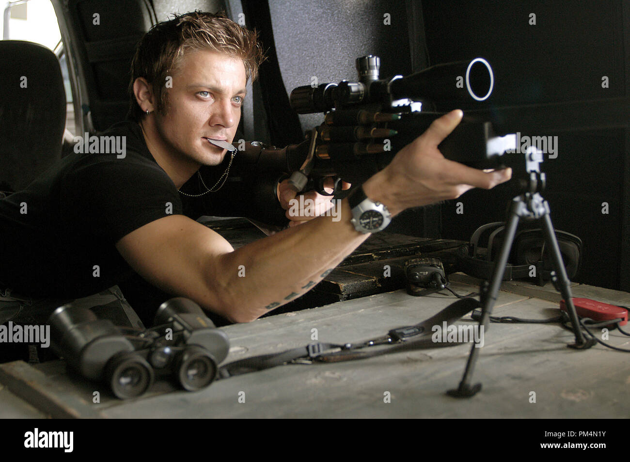 'S.W.A.T.'  Jeremy Renner  © 2003 Columbia Pictures Stock Photo