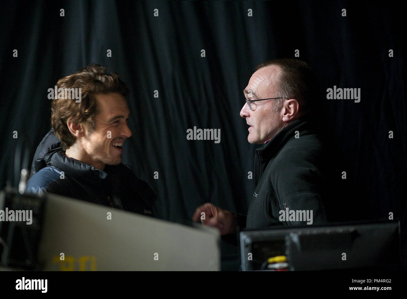 L-R: James Franco and Director Danny Boyle on the set of 127 HOURS ...