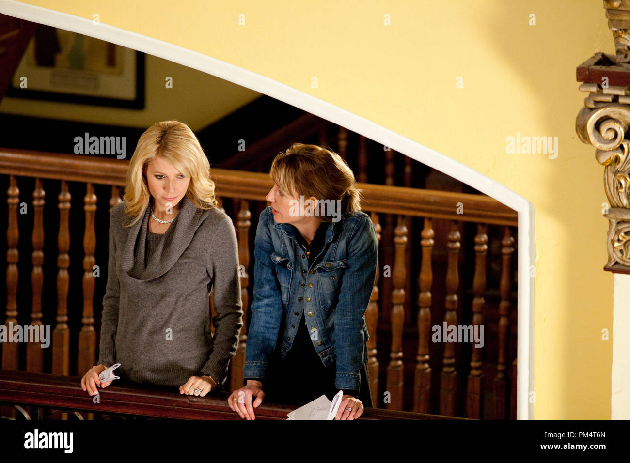 Gwyneth Paltrow (left) and Director Shana Feste on the set of Screen Gems' drama COUNTRY STRONG. Stock Photo