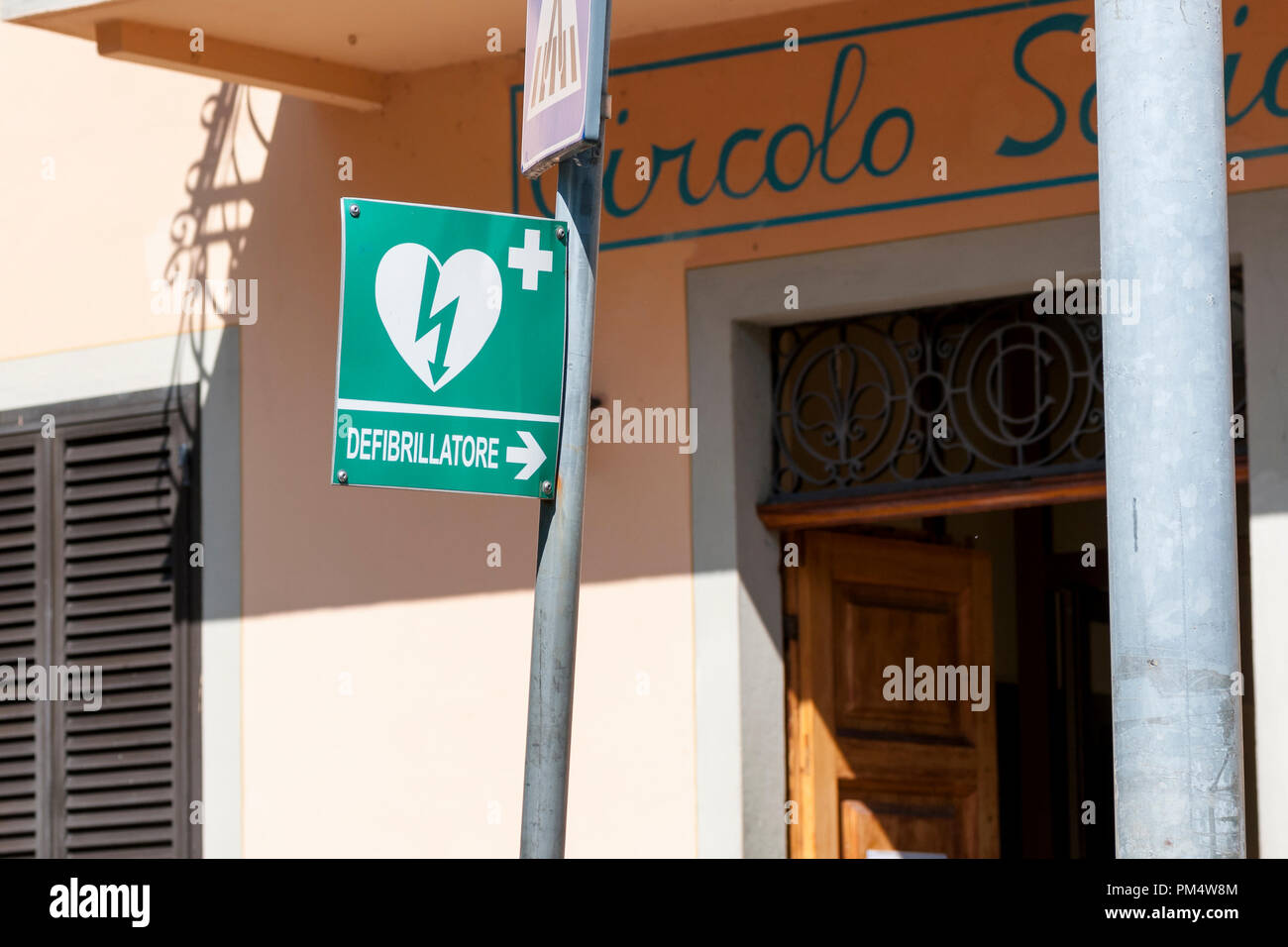 sign of a defibrillator Stock Photo