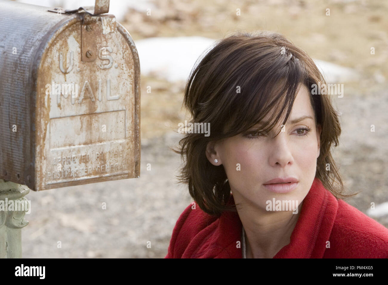 Studio Publicity Still from 'The Lake House' Sandra Bullock © 2006 Warner Photo credit: Peter Sorel  File Reference # 307372517THA  For Editorial Use Only -  All Rights Reserved Stock Photo
