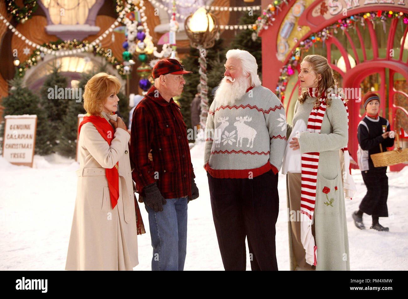 Studio Publicity Still from 'The Santa Clause 3: The Escape Clause' Ann-Margret, Alan Arkin, Tim Allen, Elizabeth Mitchell © 2006 Disney Enterprises, Inc. Photo credit: Joseph Lederer   File Reference # 307372595THA  For Editorial Use Only -  All Rights Reserved Stock Photo