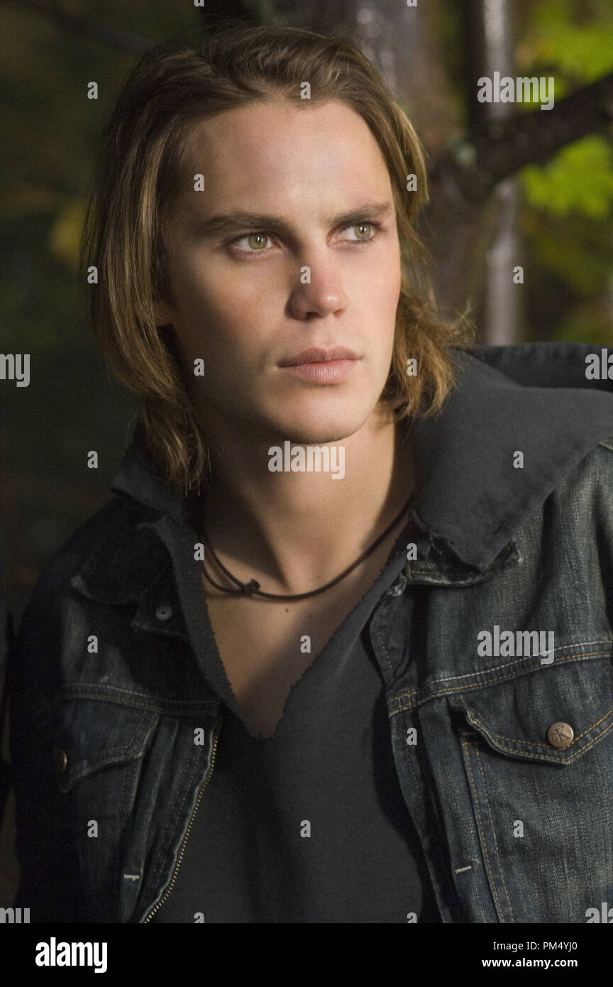 Taylor Kitsch The Covenant Workout