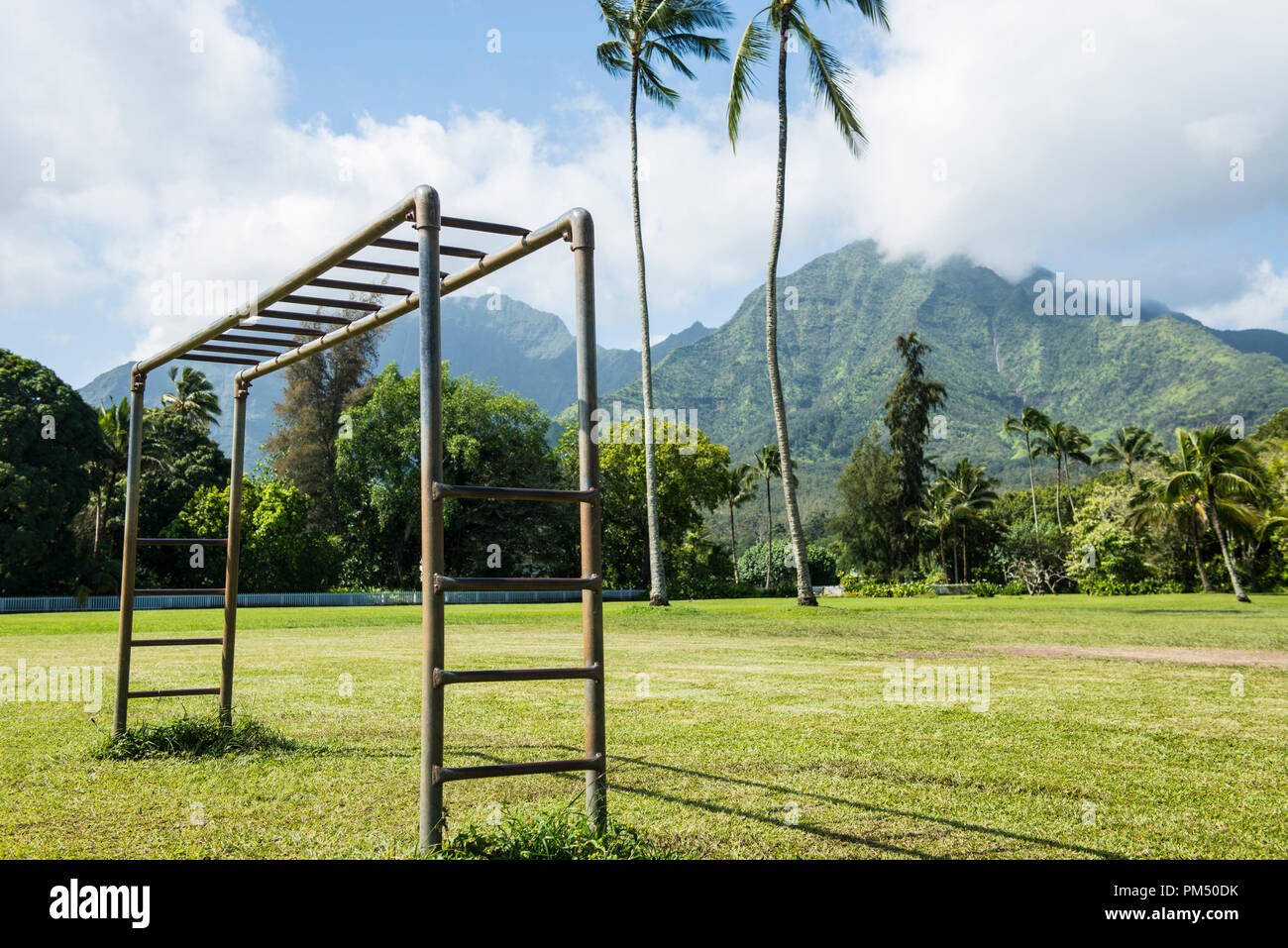 Monkey bars hires stock photography and images Alamy