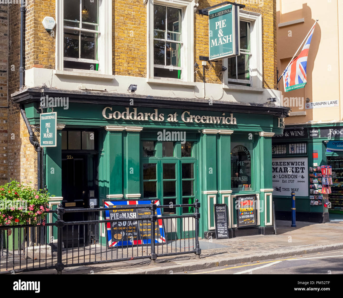 LONDON, UK - AUGUST 25, 2018:  View of Goddards Traditional Pie and Mash restaurant in Greenwich Stock Photo