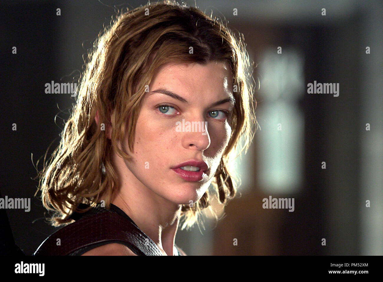 'Resident Evil: Apocalypse' Milla Jovovich © 2004 Screen Gems Inc. Photo By Rolf Konow Stock Photo