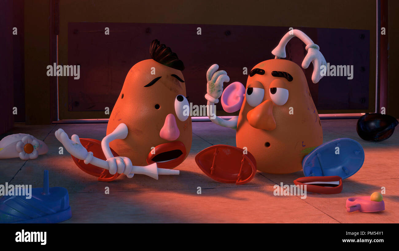 TOY STORY 3   (L-R) Mr. Potato Head, Mrs. Potato Head  © Disney/Pixar.  All Rights Reserved. Stock Photo