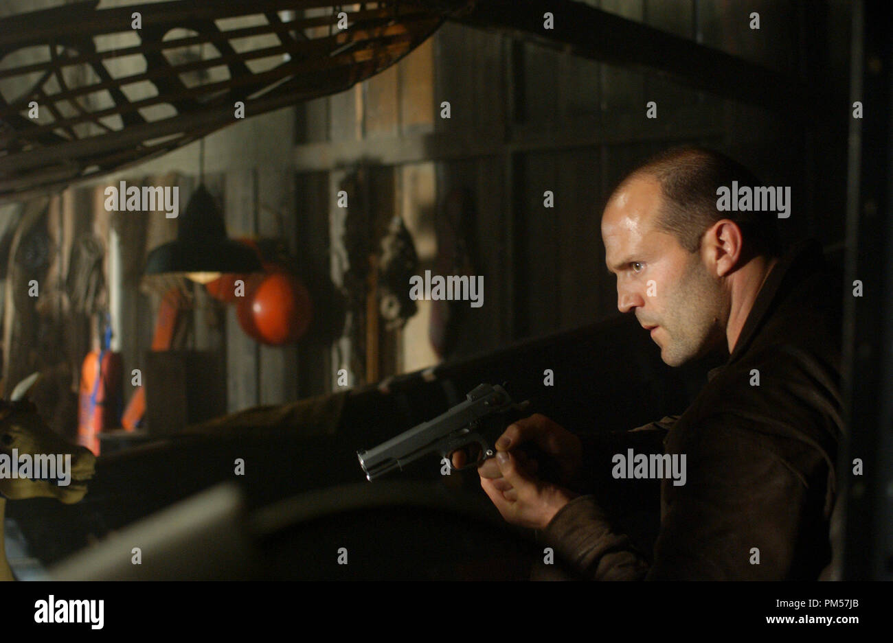 Film Still from 'Cellular' Jason Statham © 2004 Richard Foreman  File Reference # 30735240THA  For Editorial Use Only -  All Rights Reserved Stock Photo