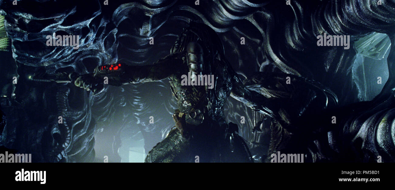 Aliens vs Predator: Requiem (2007) directed by Colin Strause, Greg Strause  • Reviews, film + cast • Letterboxd