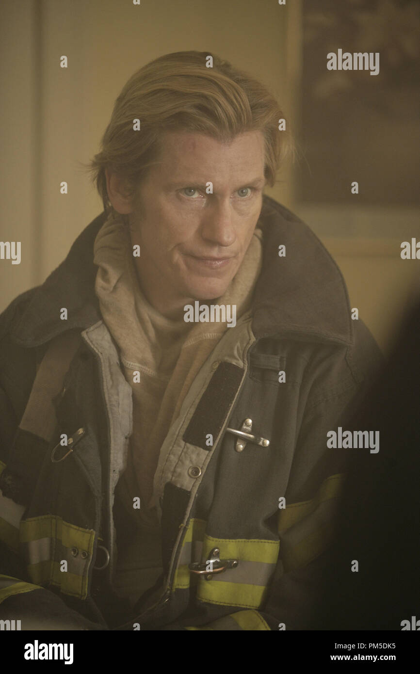 Film Still / Publicity Still from Rescue Me Denis Leary 2005 Photo  Credit: Craig Blankenhorn File Reference # 30736454THA For Editorial Use  Only - All Rights Reserved Stock Photo - Alamy