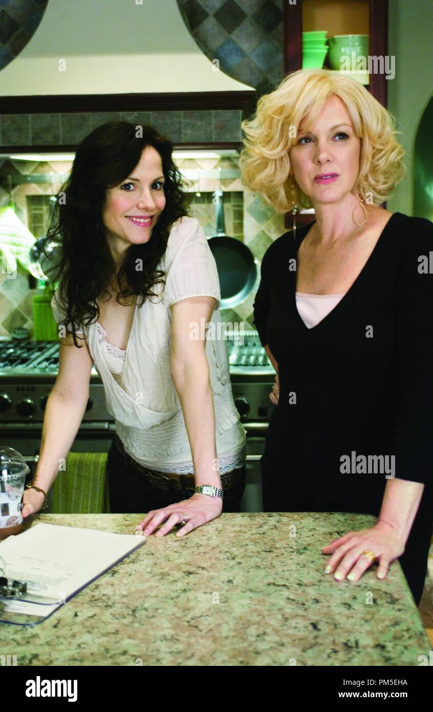 Mary Louise Parker Weeds