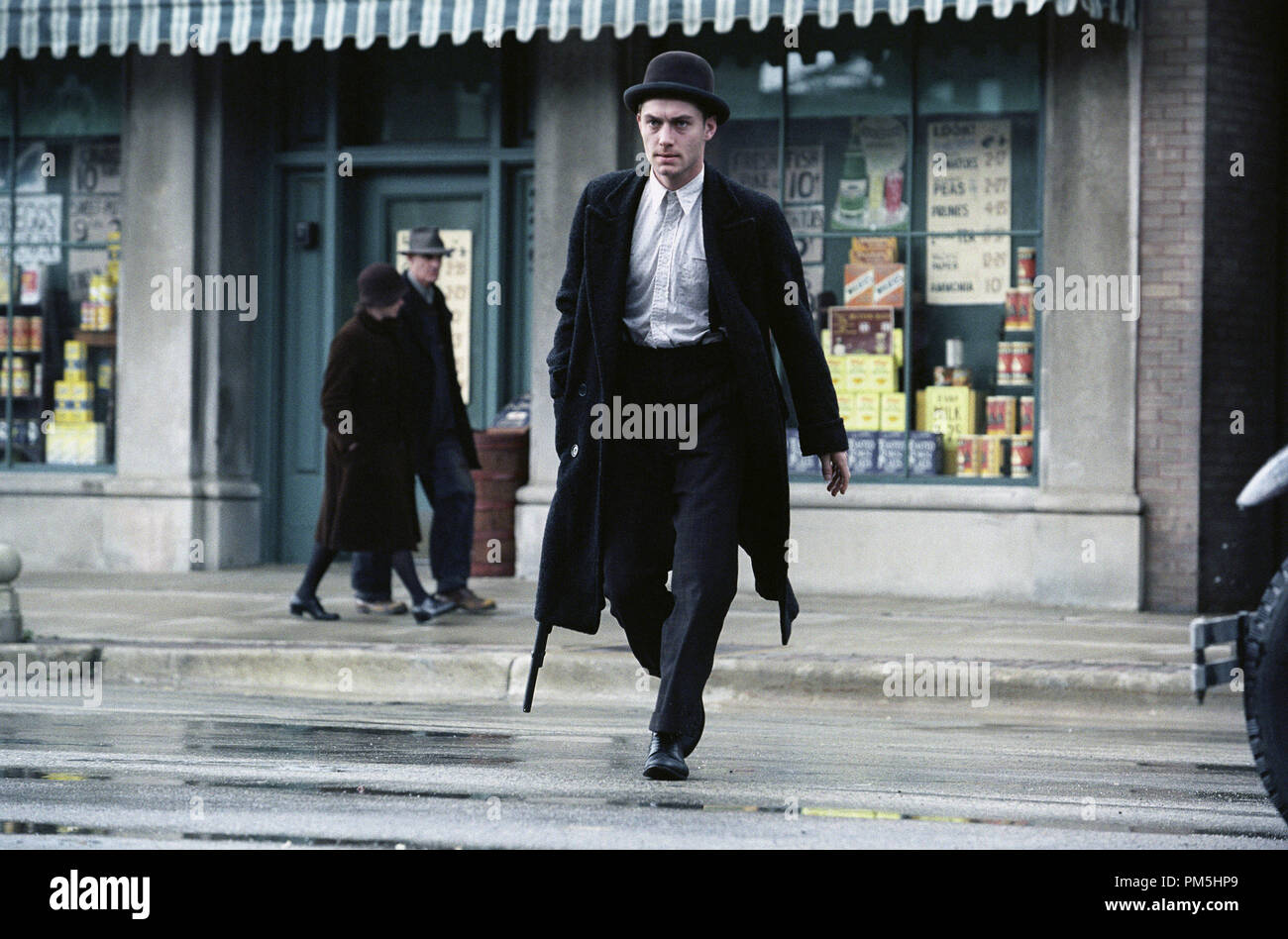 Film Still / Publicity Still from 'The Road to Perdition' Jude Law © 2002 DreamWorks Photo Credit: Francois Duhamel Stock Photo