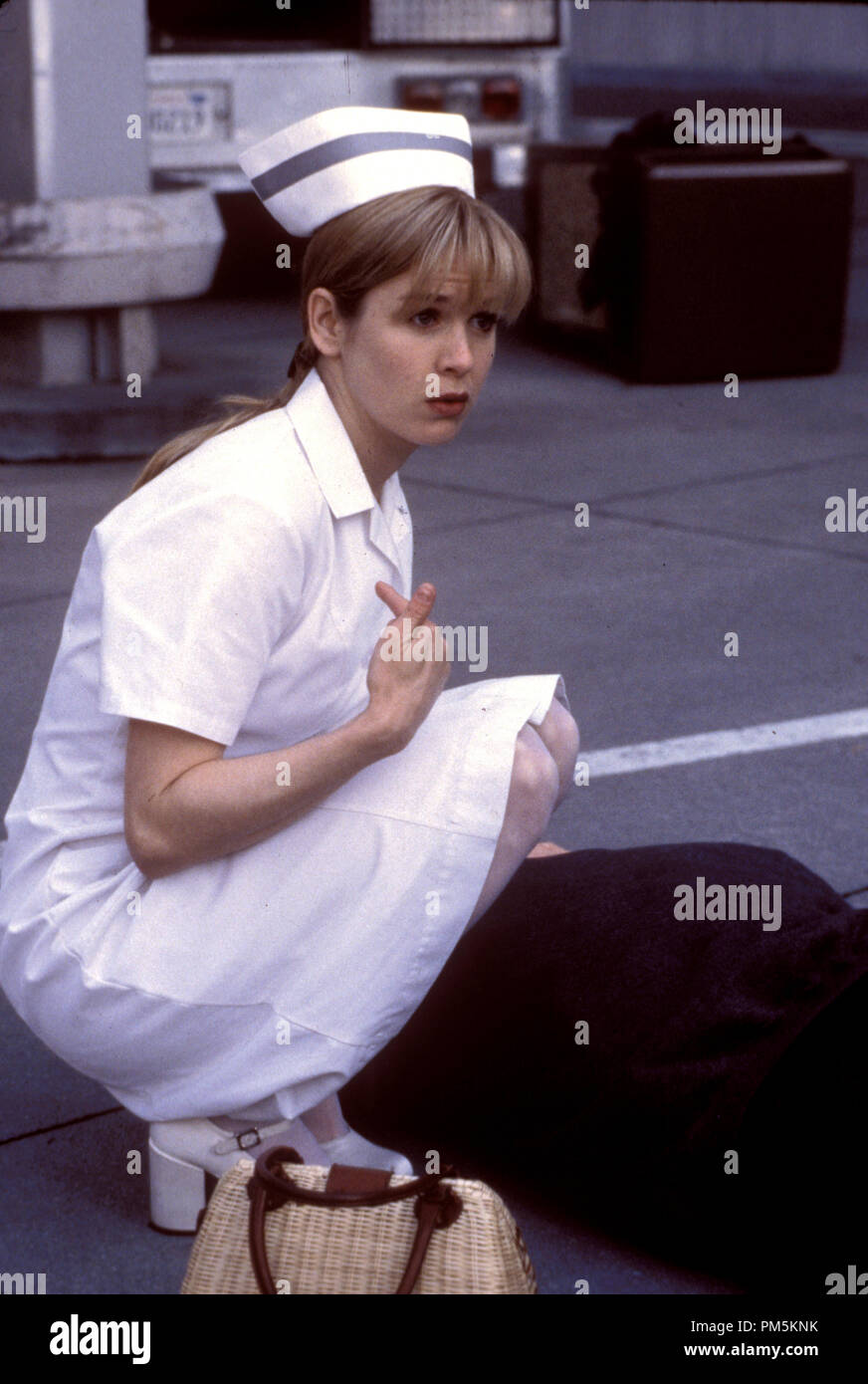 Film Still / Publicity Stills from 'Nurse Betty' Renee Zellweger © 2000 USA Films Photo Credit: Bruce Birmelin File Reference # 30846318THA  For Editorial Use Only -  All Rights Reserved Stock Photo