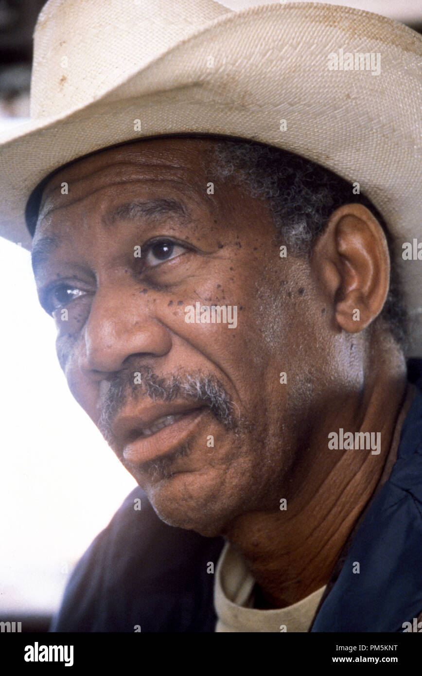 Film Still / Publicity Stills from "Nurse Betty" Morgan Freeman © 2000 USA  Films Photo Credit: Bruce Birmelin File Reference # 30846323THA For  Editorial Use Only - All Rights Reserved Stock Photo - Alamy