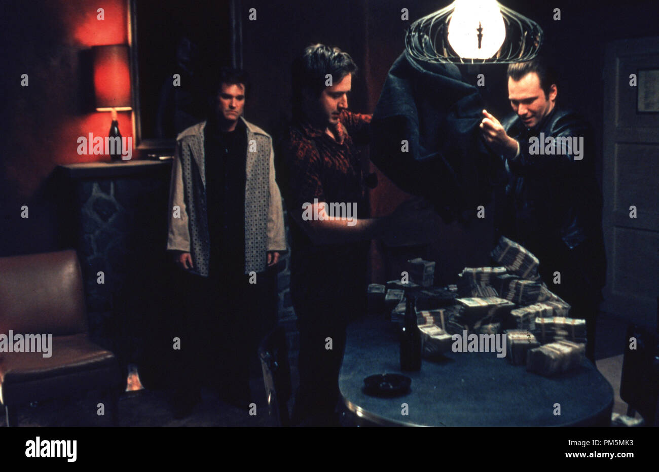 Film Still / Publicity Still from 'Three Thousand Miles to Graceland' Kurt Russell, David Arquette, Christian Slater © 2001 Warner Brothers Photo credit: Alan Markfield File Reference # 30847054THA  For Editorial Use Only -  All Rights Reserved Stock Photo