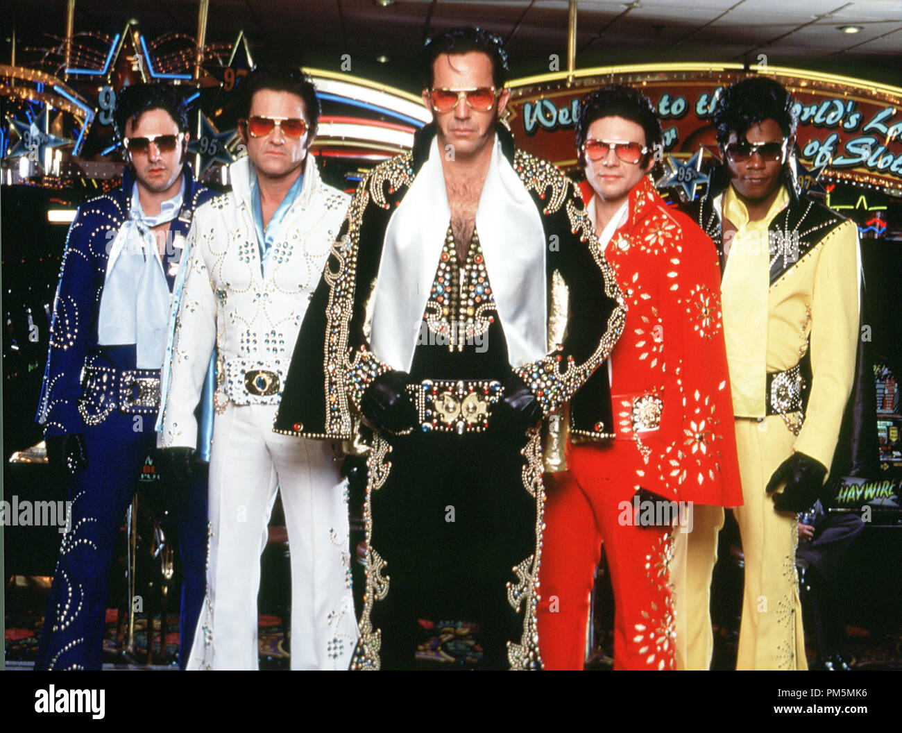 Film Still / Publicity Still from 'Three Thousand Miles to Graceland' David Arquette, Kurt Russell, Kevin Costner, Christian Slater, Bokeem Woodbine © 2001 Warner Brothers Photo credit: Alan Markfield File Reference # 30847057THA  For Editorial Use Only -  All Rights Reserved Stock Photo