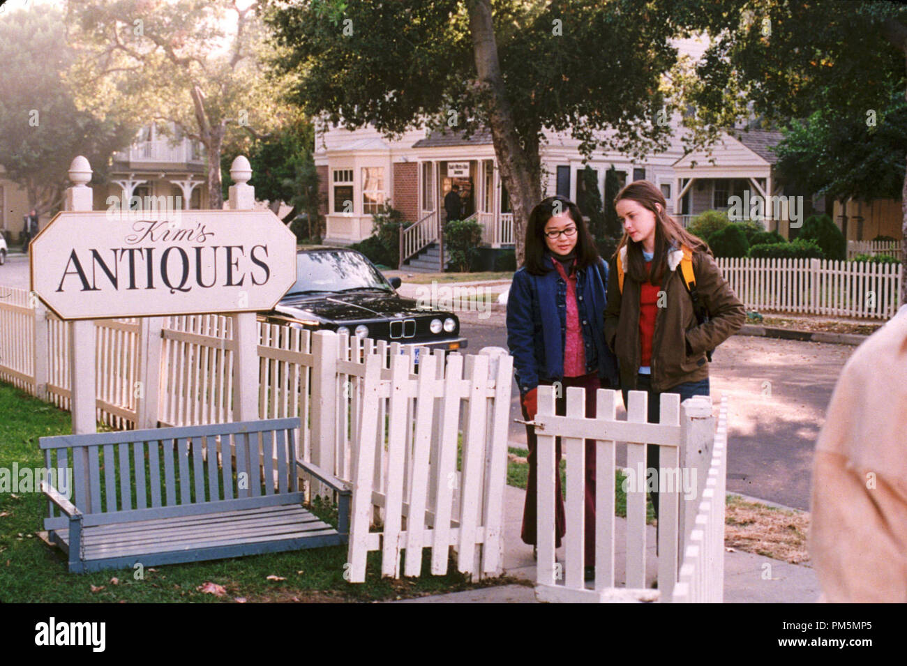 Concert interruptus keiko agena alexis bledel 2001 photo credit hi-res