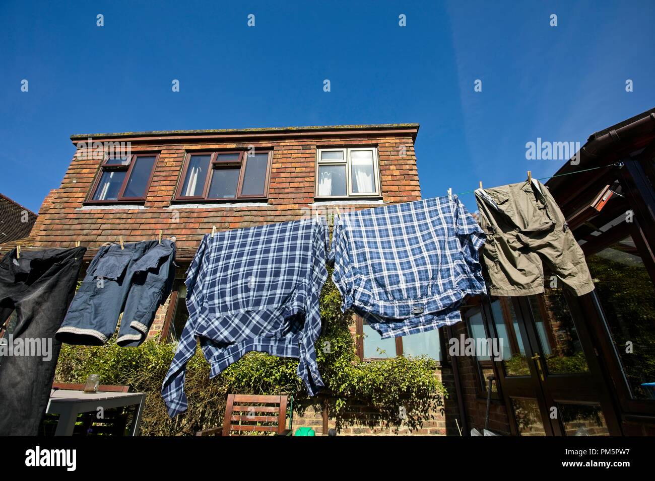 Windy day washing line hires stock photography and images Alamy