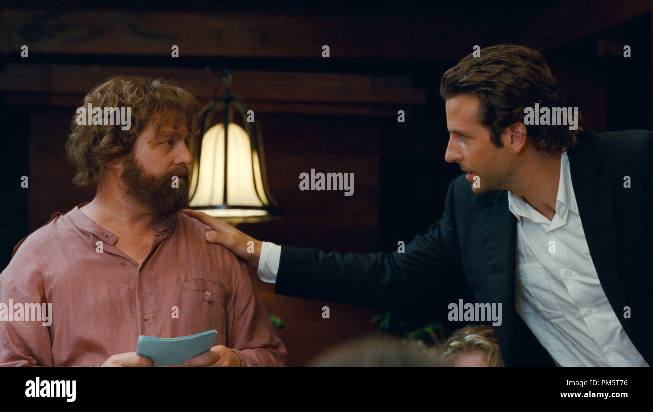 (Lr) ZACH GALIFIANAKIS as Alan and BRADLEY COOPER as Phil in Warner