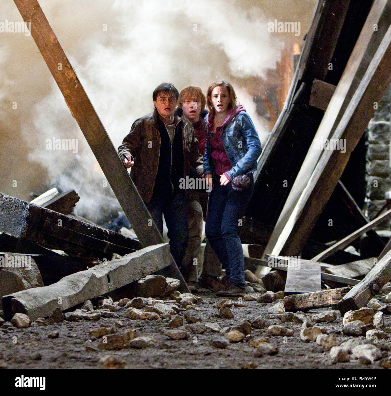 Harry potter deathly hallows part 2 hi-res stock photography and images -  Alamy