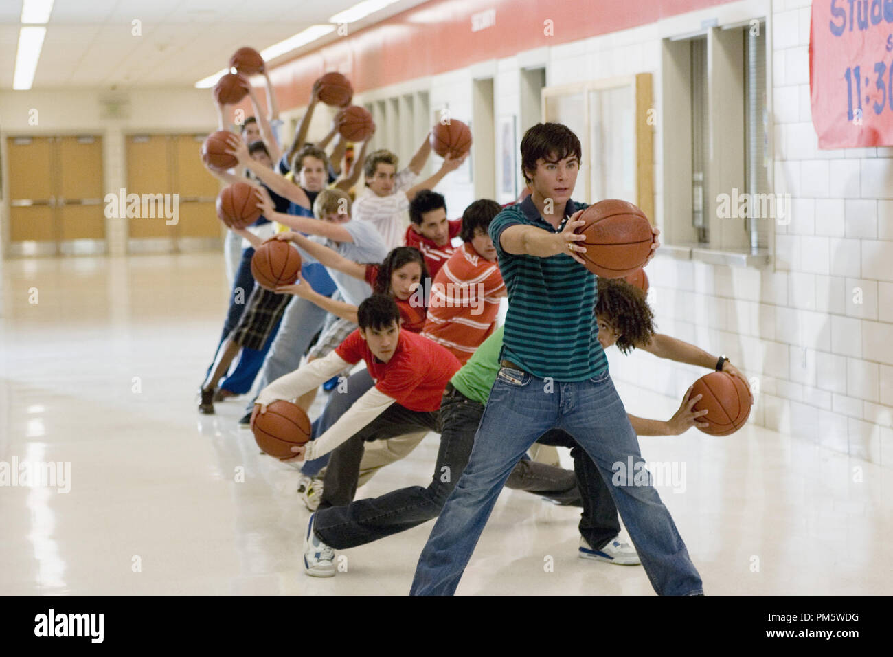 Studio Publicity Still from 'High School Musical 2' Zac Efron, Corbin Bleu, Charles Klapow, Ryne Sanborn, Kimberly Klapow, Roger Malaga 2007 Photo credit: Adam Larkey   File Reference # 307381026THA  For Editorial Use Only -  All Rights Reserved Stock Photo