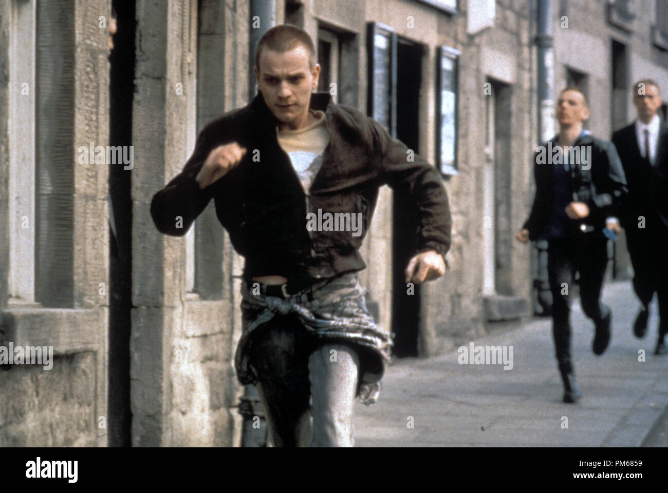 Film Still from 'Trainspotting' Ewan McGregor, Ewen Bremner 1996 © 1996 Miramax Photo Credit: Liam Longman  File Reference # 31042067THA  For Editorial Use Only - All Rights Reserved Stock Photo