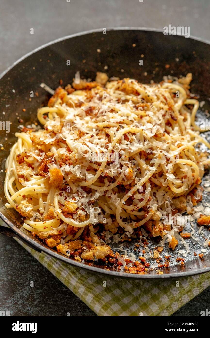 Spaghetti with Breadcrumbs and Capers Stock Photo Alamy