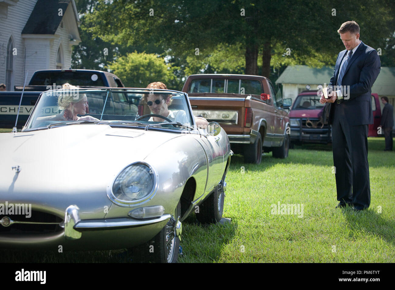 James Marsden as "David Sumner", Kate Bosworth as "Amy Sumner" and