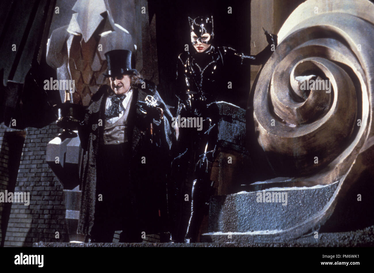 Film Still from 'Batman Returns' Danny DeVito, Michelle Pfeiffer © 1992 Warner Brothers / DC Comics Stock Photo