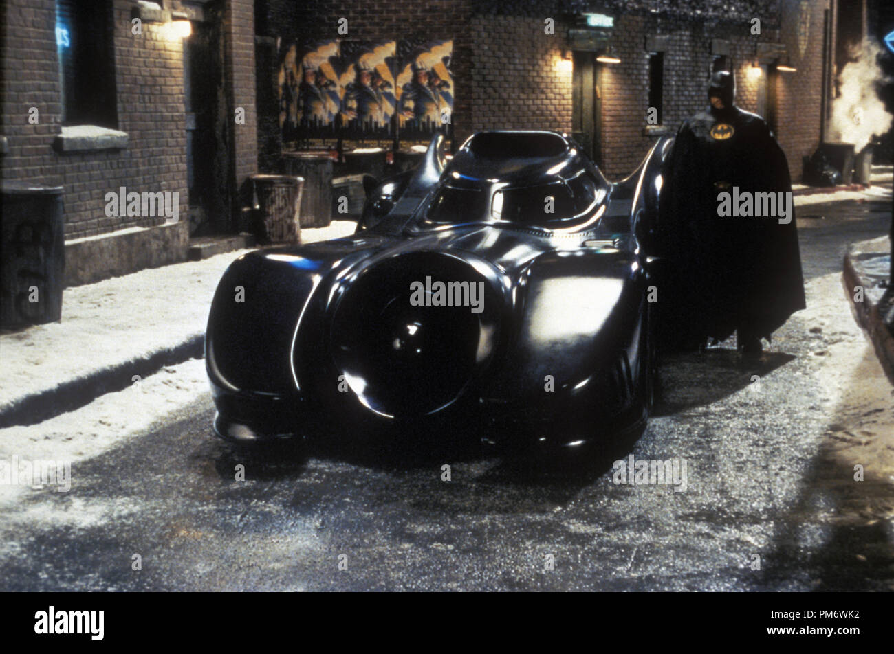Batmobile batman returns 1992 hi-res stock photography and images - Alamy