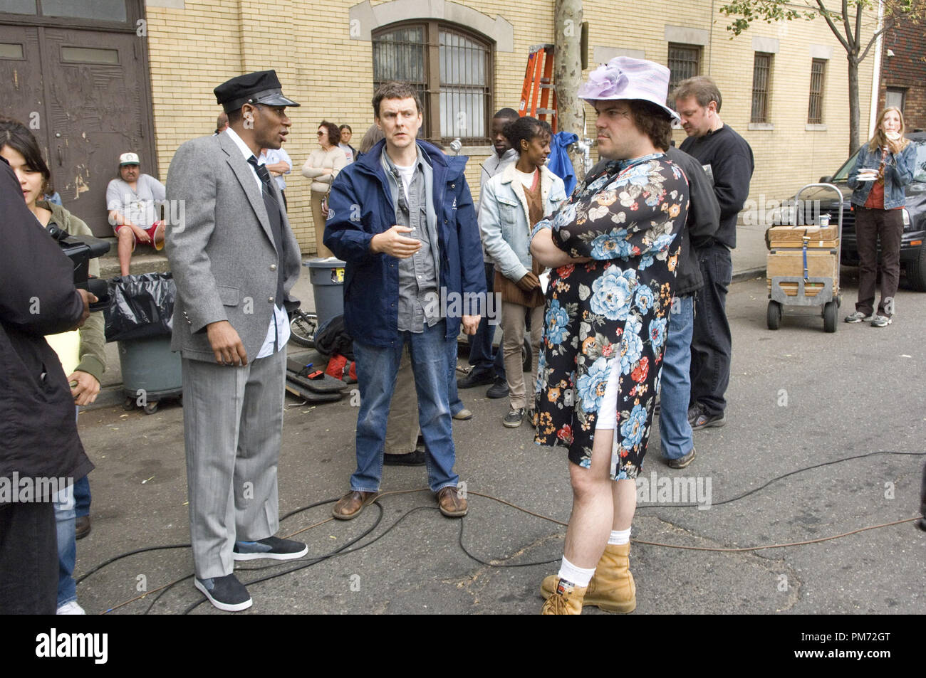 Film Still from "Be Kind Rewind" Mos Def, director Michel Gondry, Jack  Black © 2008 New