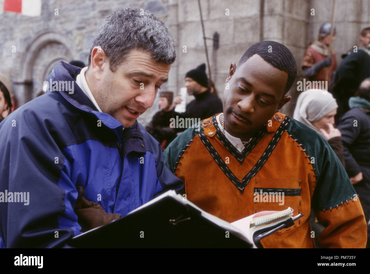 Film Still / Publicity Still from 'Black Knight' Director Gil Junger, Martin Lawrence © 2001 20th Century Fox Photo credit: Nicola Goode File Reference # 308471362THA  For Editorial Use Only -  All Rights Reserved Stock Photo