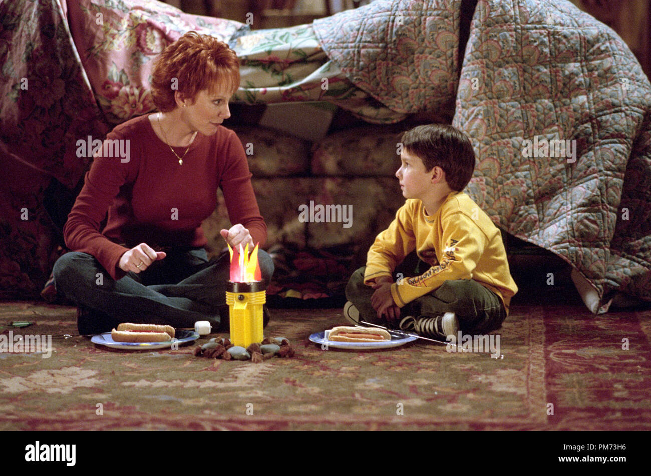 Reba mcentire mitch holleman 2001 photo credit hi-res stock photography