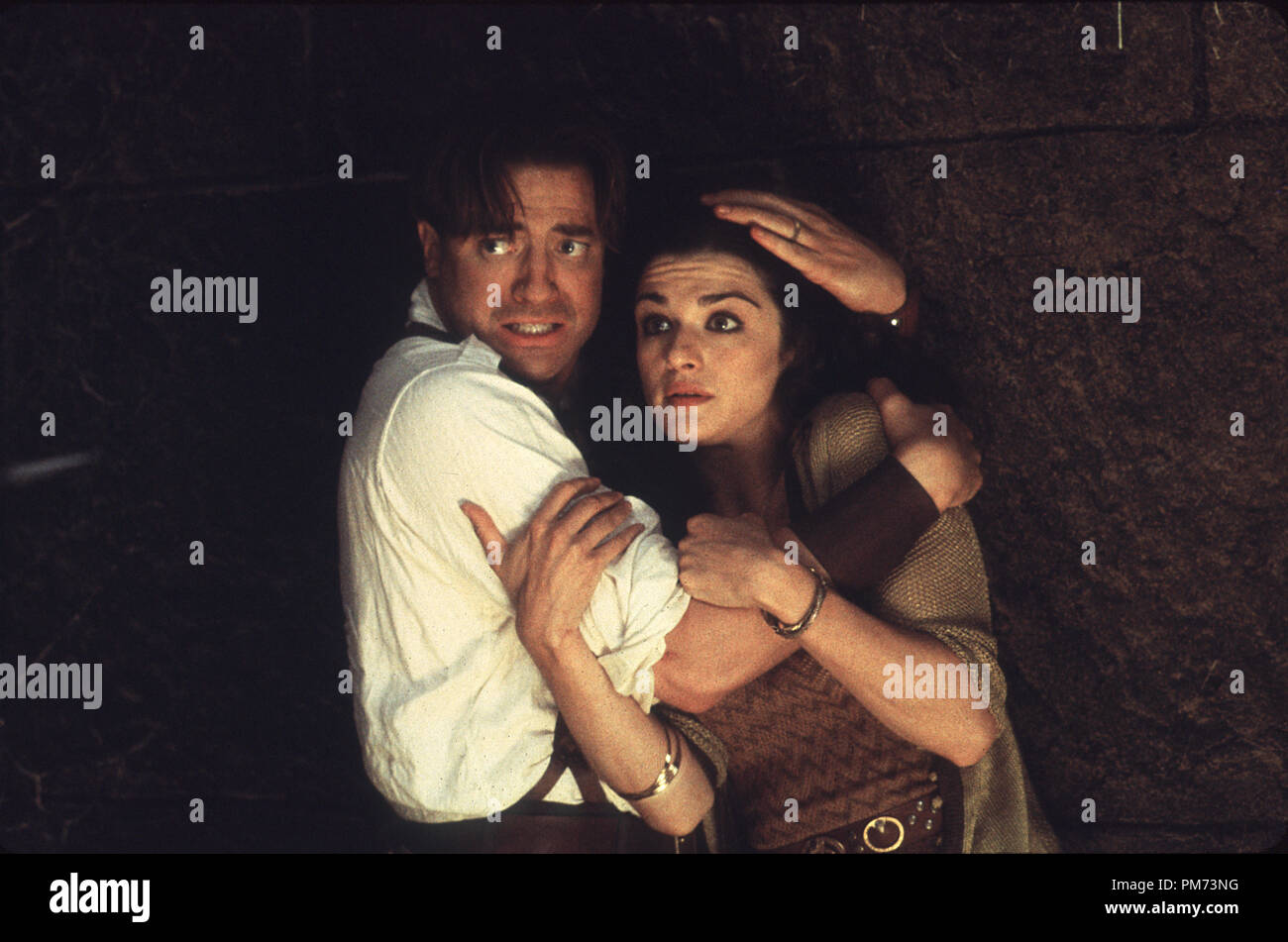 Film Still / Publicity Still from 'The Mummy Returns' Brendan Fraser, Rachel Weisz © 2001 Universal Photo credit: Keith Hamshere  File Reference # 30847170THA  For Editorial Use Only -  All Rights Reserved Stock Photo